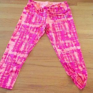 Athletic capris